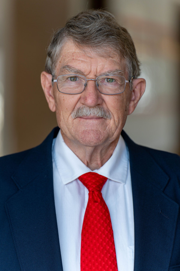 Charles Goldy headshot