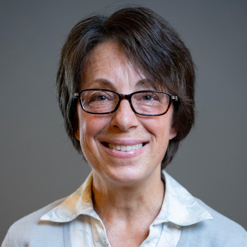 Headshot of Kristen Beck