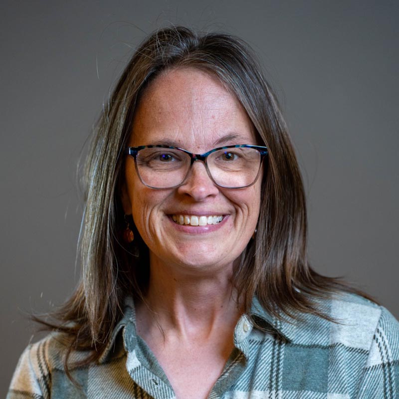 Headshot of Renae Willaman